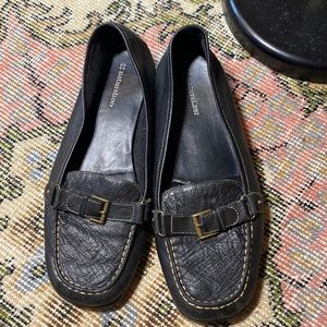 Womens Naturalizer Black Leather Loafers, super Comfy, Size 9